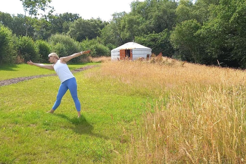 Gilfach Gower Farm Luxury Yurt With Hot Tub Ξενοδοχείο Ammanford Εξωτερικό φωτογραφία