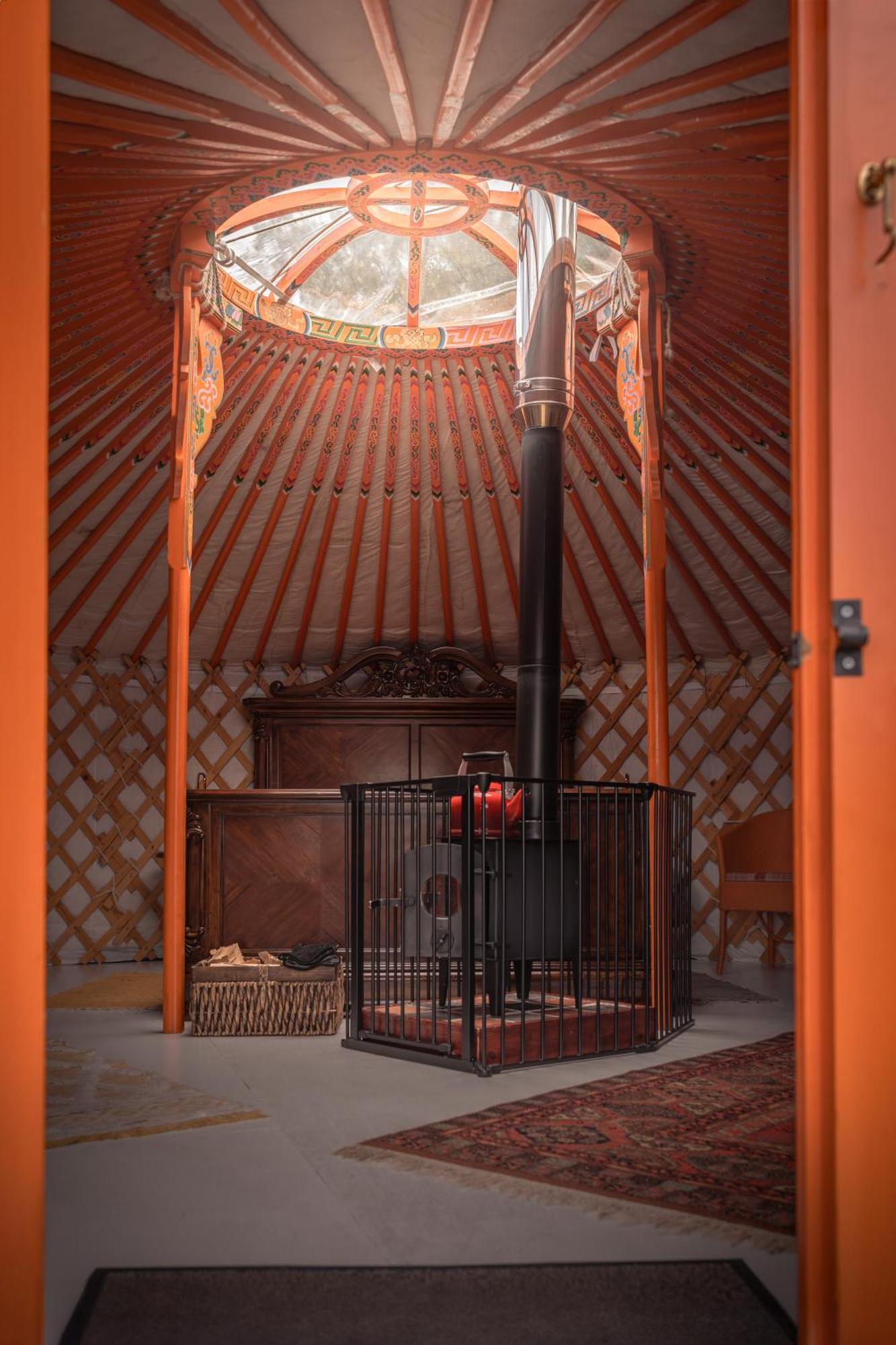 Gilfach Gower Farm Luxury Yurt With Hot Tub Ξενοδοχείο Ammanford Εξωτερικό φωτογραφία